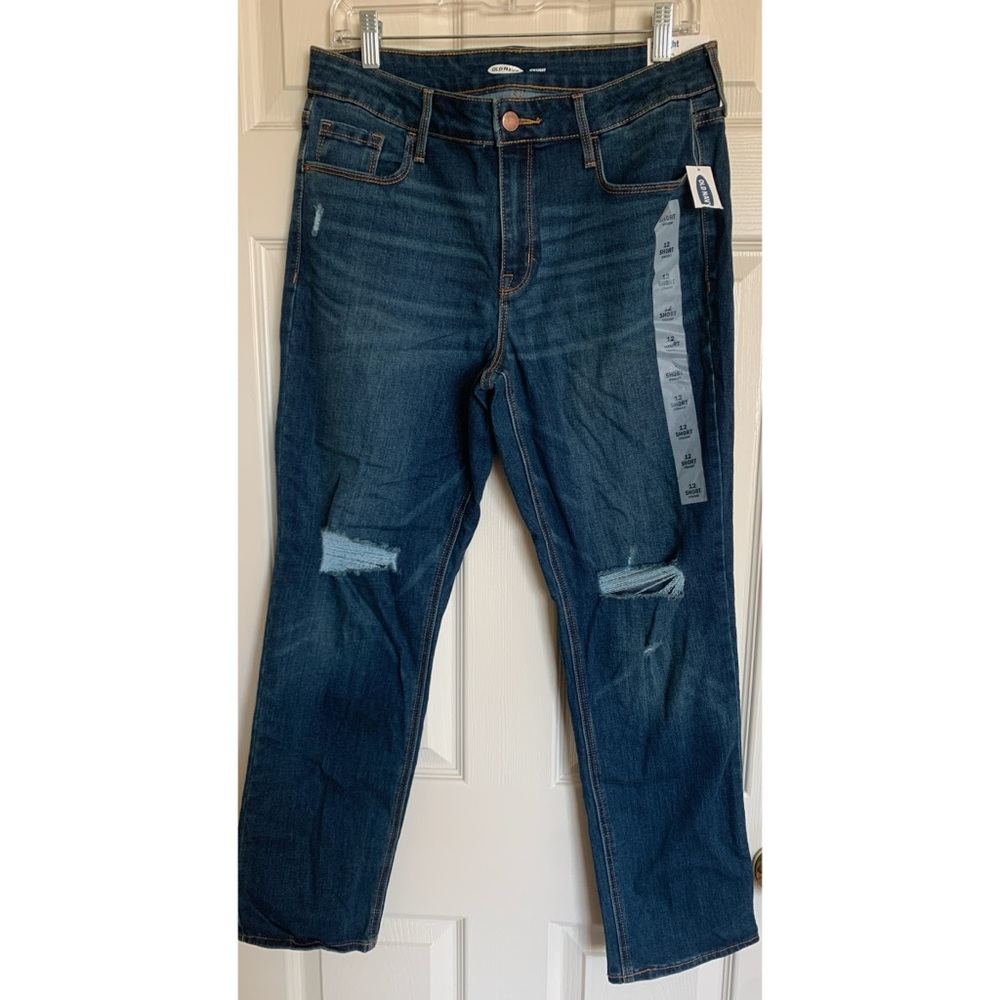 NWT Old Navy 12 Short Straight Leg Distressed Jeans